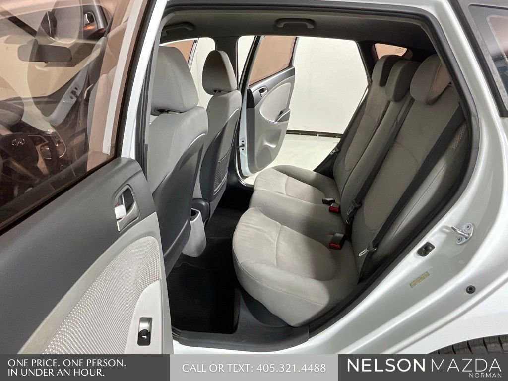 Used 2014 Hyundai Accent GS FWD image 12