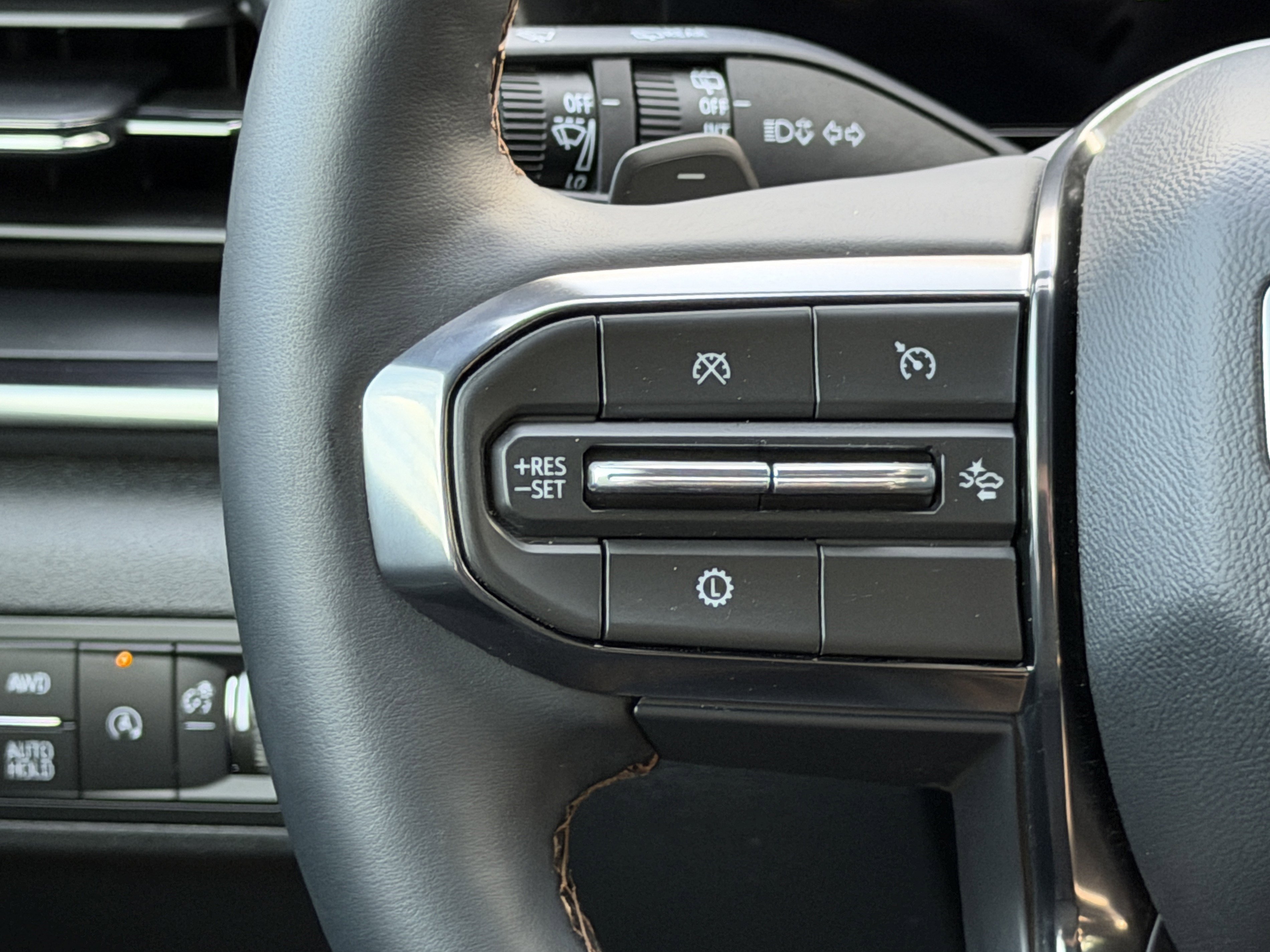 New 2026 GMC Terrain AT4 w/ Convenience Package III image 39