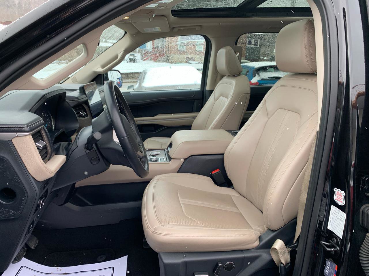 Used 2024 Ford Expedition Max Limited image 16