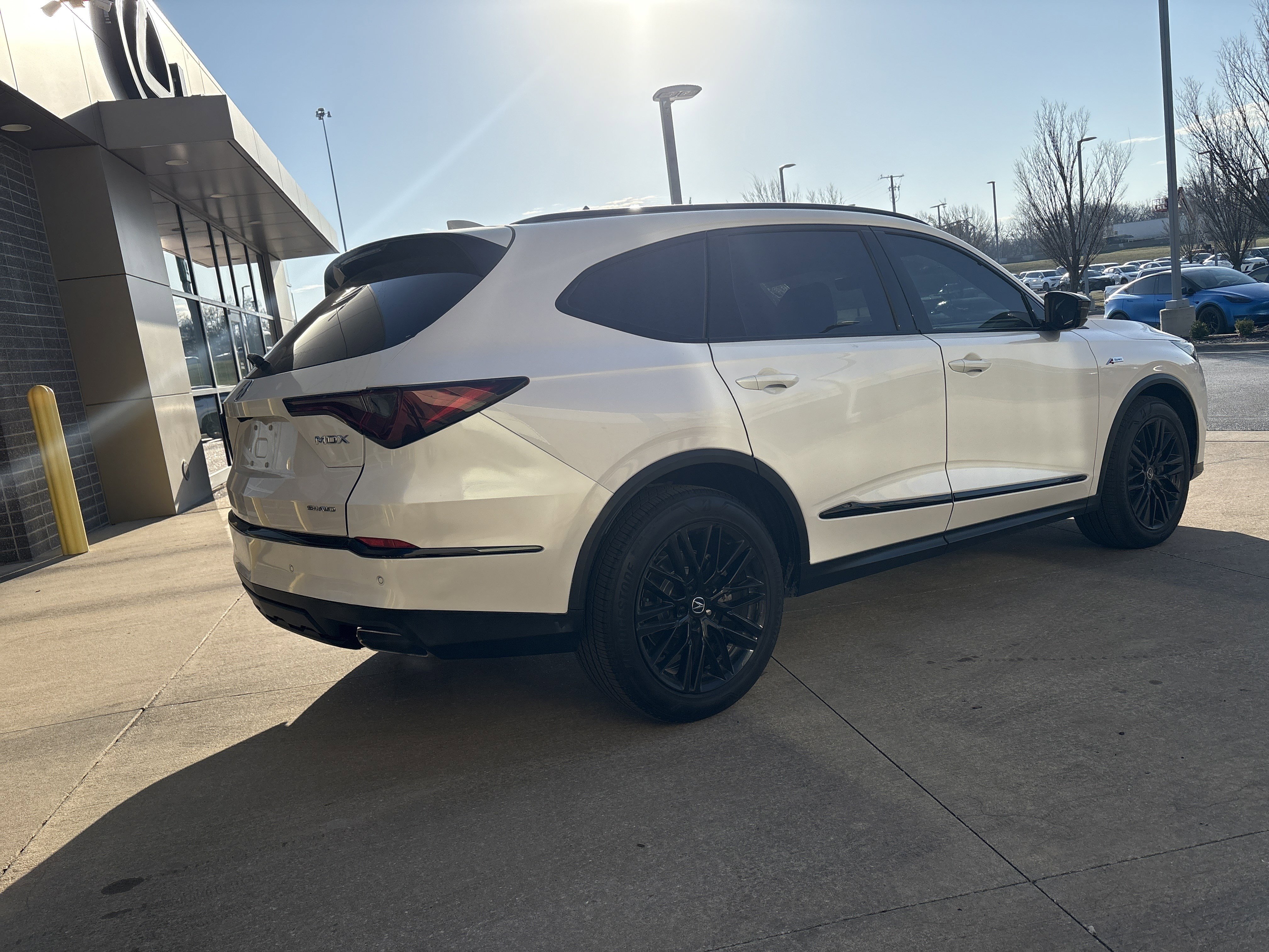 Used 2025 Acura MDX A-Spec image 30
