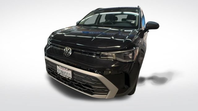 Certified 2025 Volkswagen Taos S AWD/4WD image 3