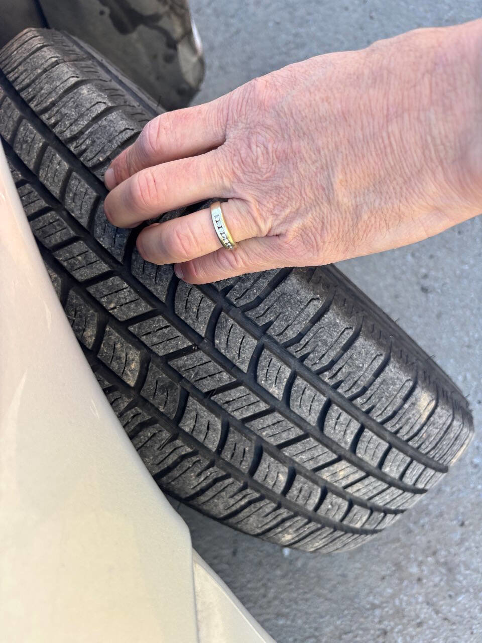 Used 2001 Ford Escort Sedan image 20