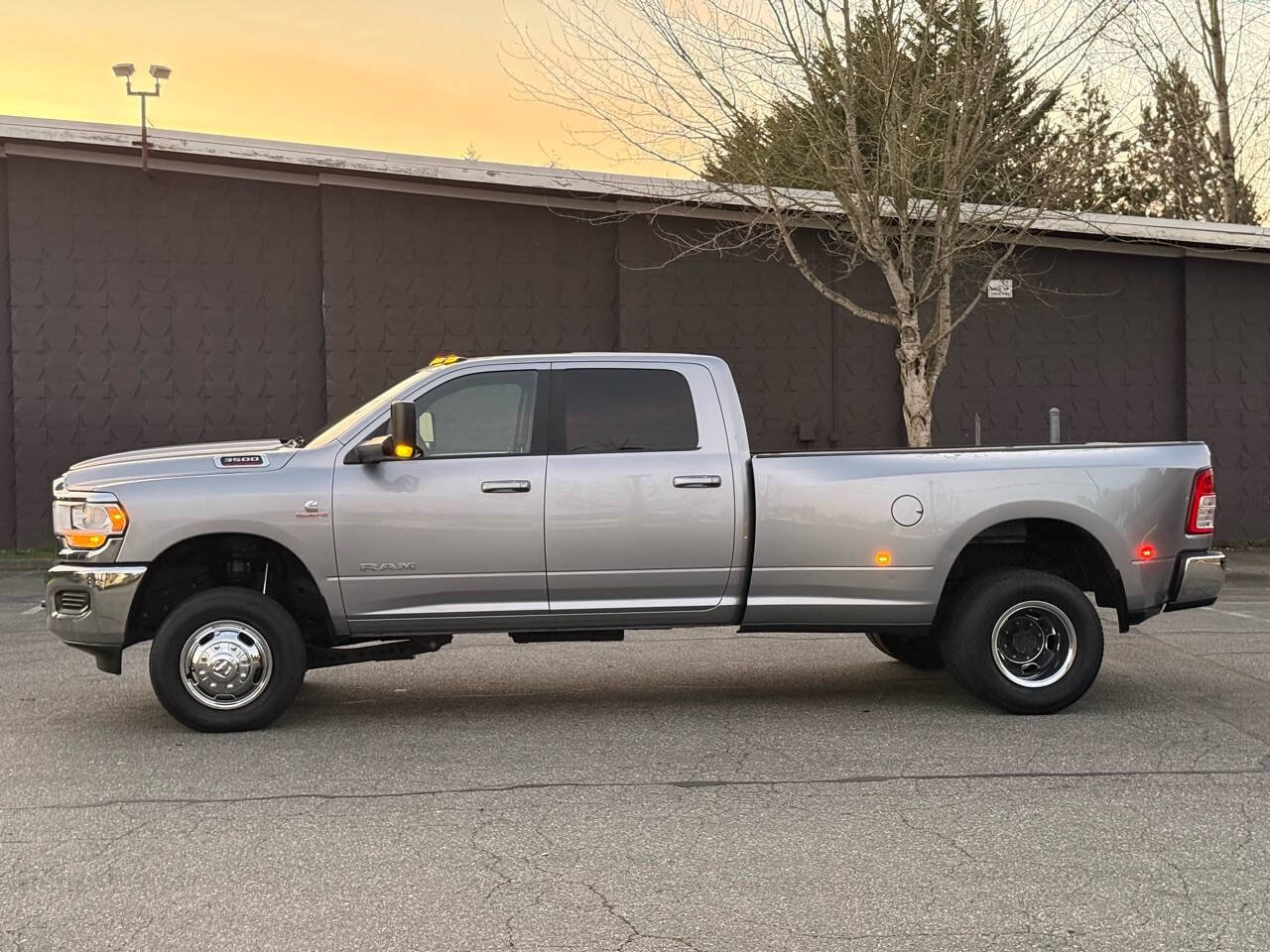 Used 2021 RAM 3500 Big Horn AWD/4WD image 5