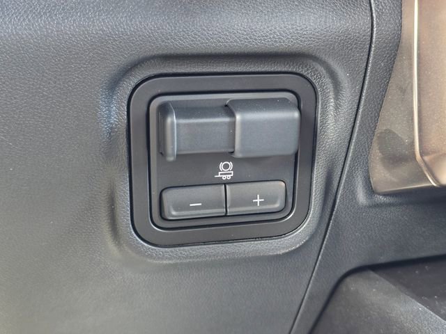 New 2025 GMC Hummer EV 3X w/ LPO, Roof Cross Rail Package image 36