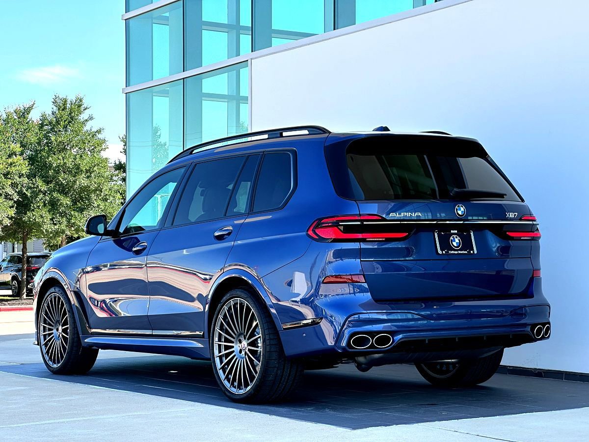 New 2026 BMW ALPINA XB7 AWD/4WD image 7