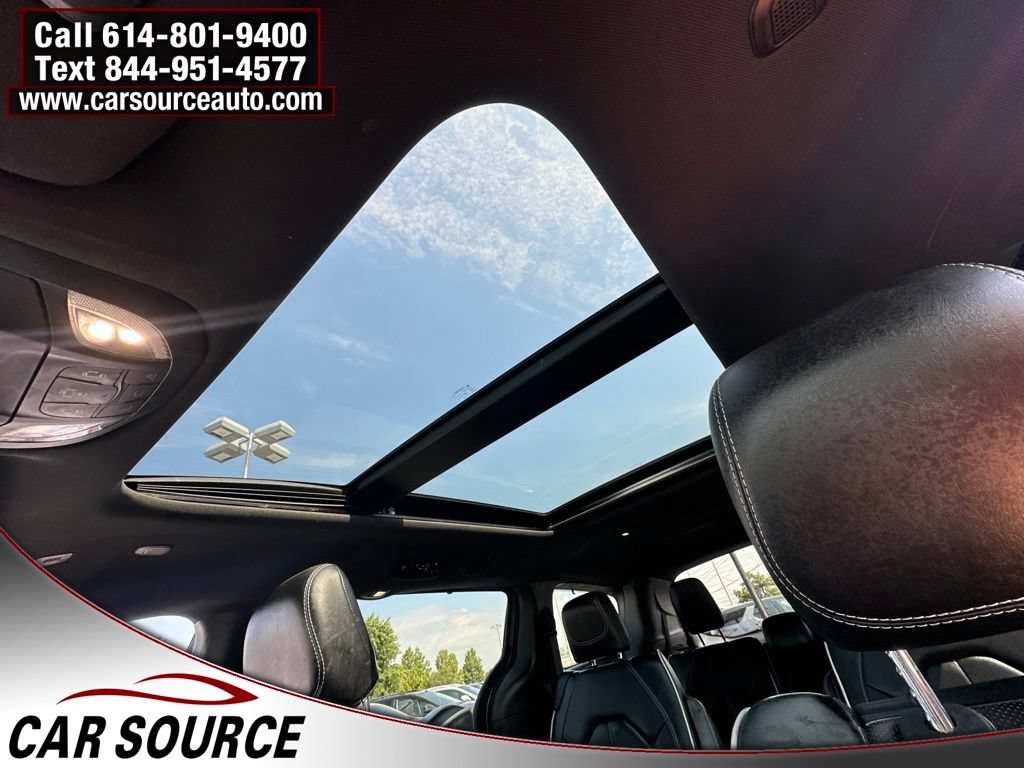 Used 2019 Chrysler Pacifica Limited w/ Advanced Safetytec Group FWD image 20