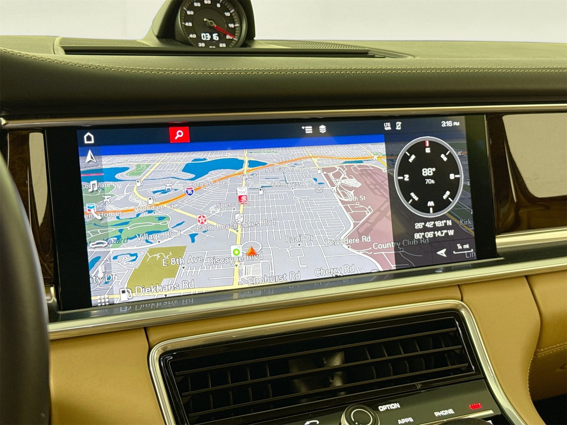 Used 2019 Porsche Panamera Turbo Sport Turismo image 13