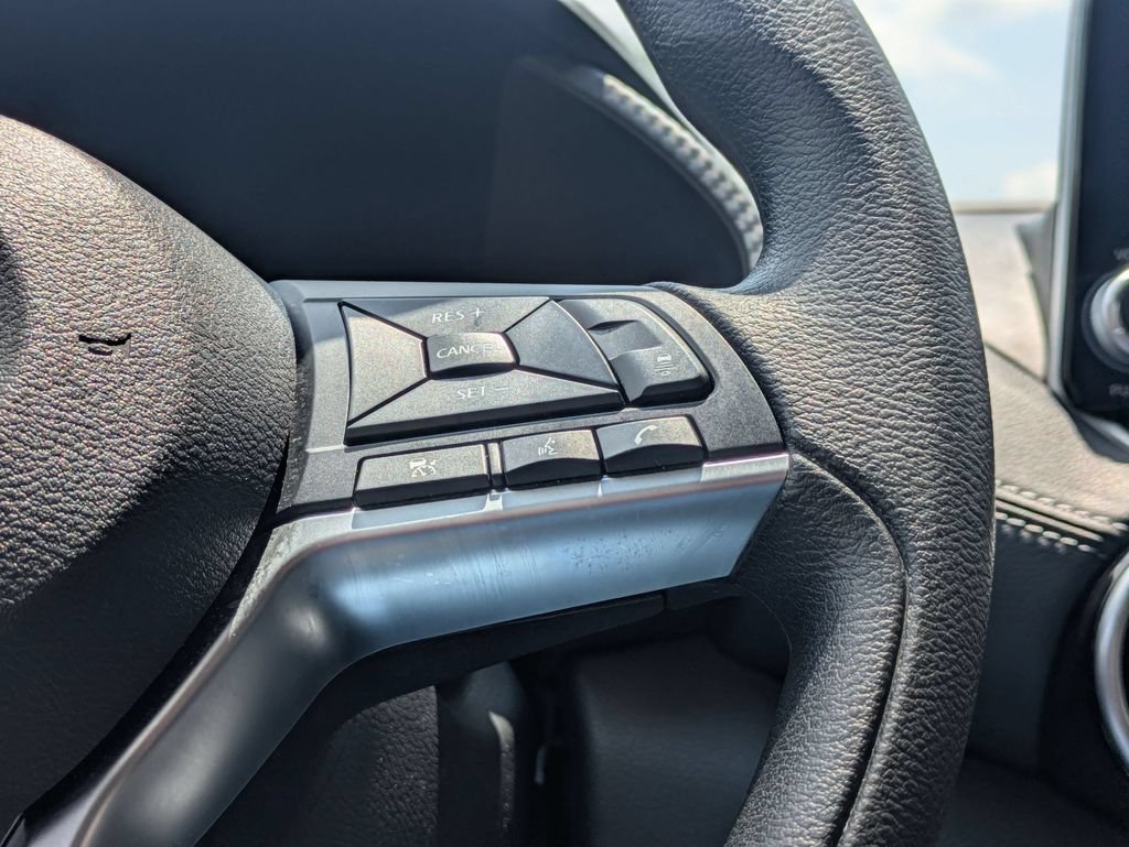 Used 2025 Nissan Sentra SV FWD image 23