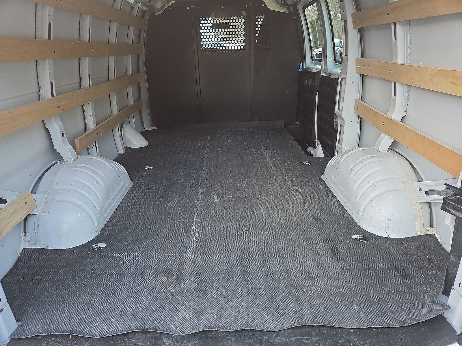 Used 2024 Chevrolet Express 2500 Work Van w/ Driver Convenience Package image 24