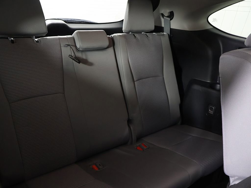 Used 2023 Toyota Highlander L AWD/4WD image 31