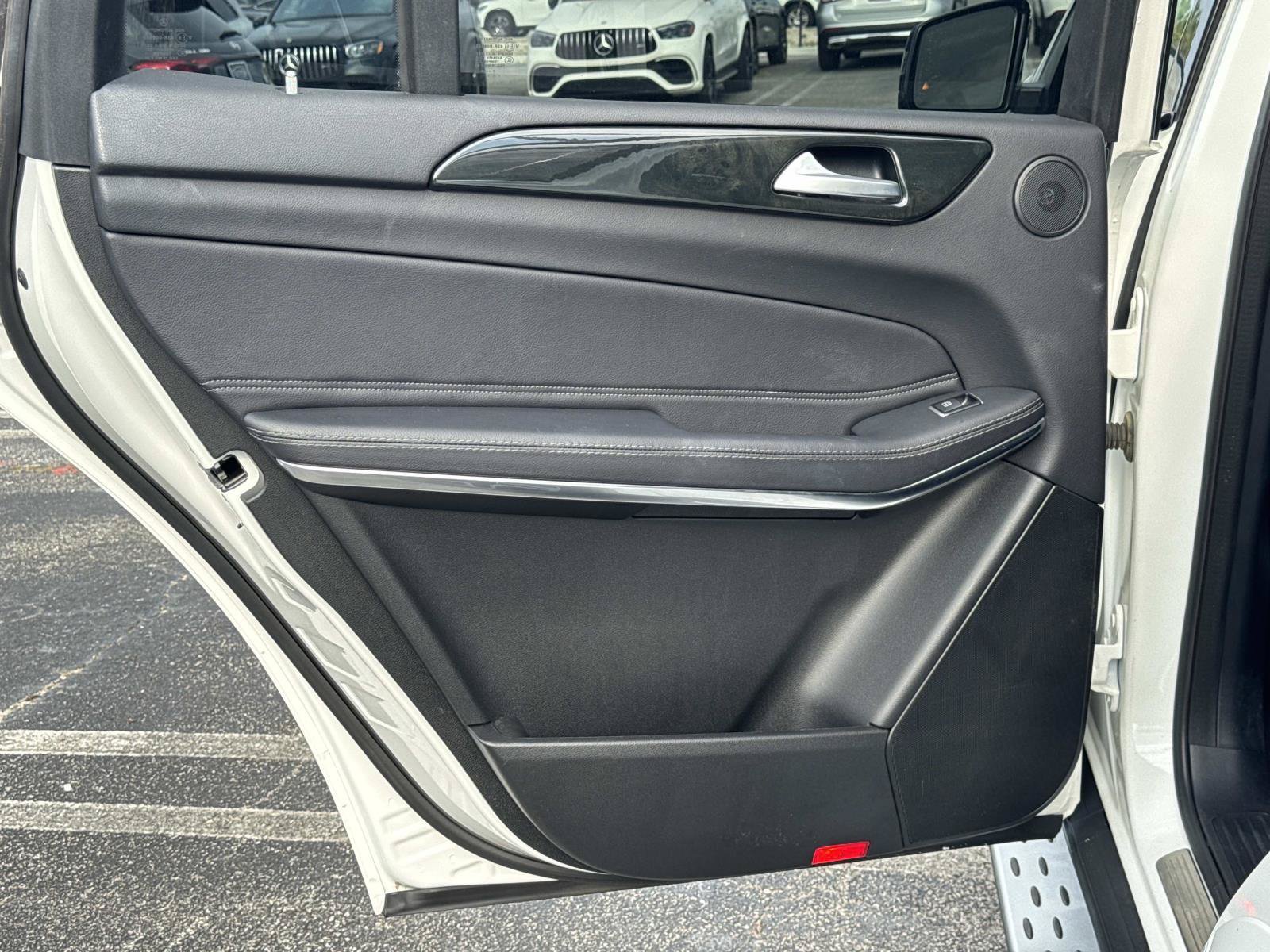 Used 2018 Mercedes-Benz GLS 550 4MATIC image 13