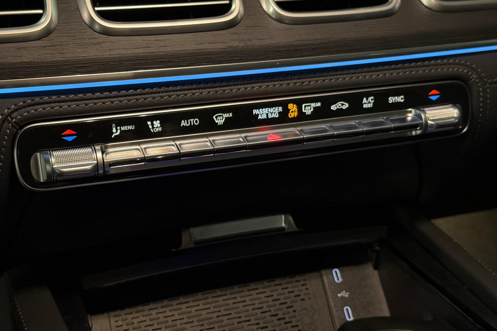 New 2026 Mercedes-Benz GLS 63 AMG 4MATIC image 21