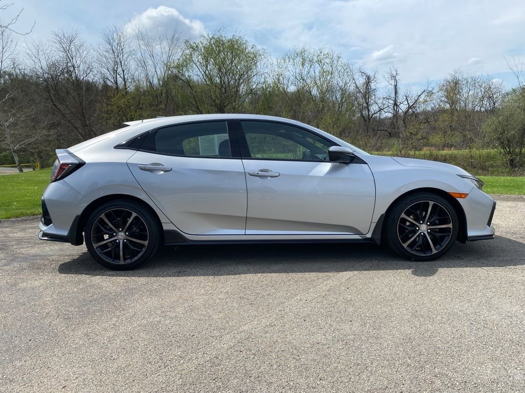 Used 2021 Honda Civic Sport image 2
