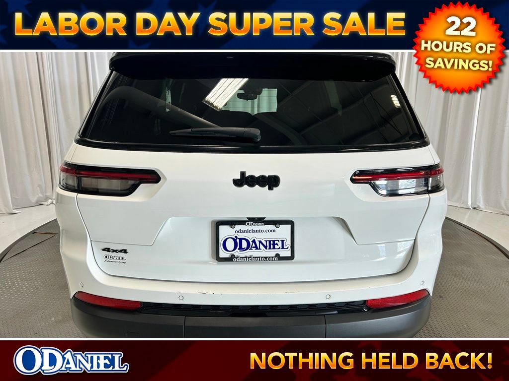 Used 2024 Jeep Grand Cherokee L Altitude AWD/4WD image 28
