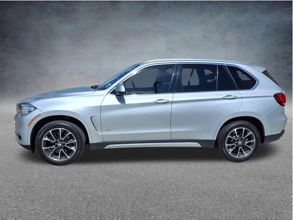 Used 2018 BMW X5 sDrive35i RWD image 2