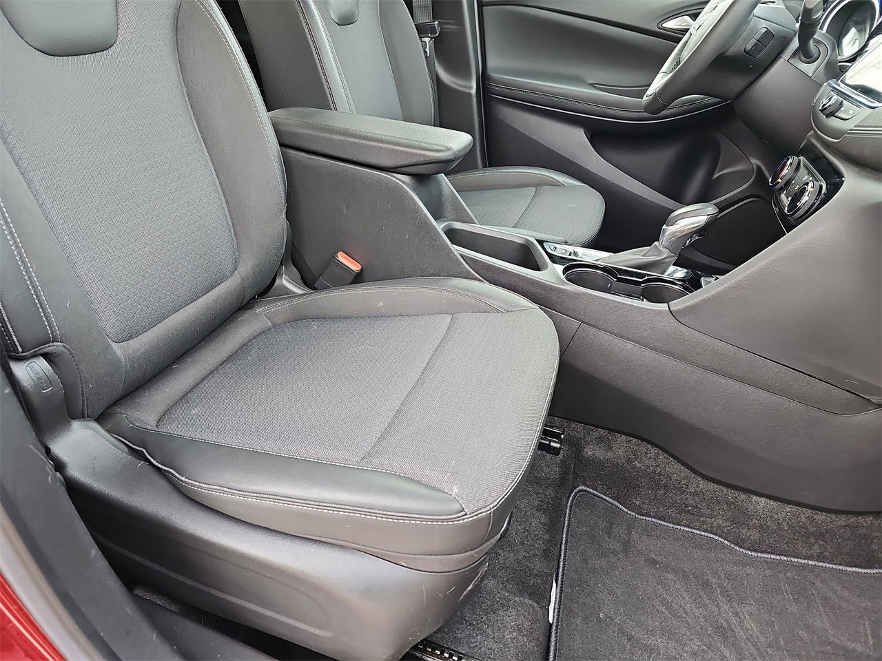 Certified 2023 Buick Encore GX Preferred w/ Cold Weather Comfort Package image 10