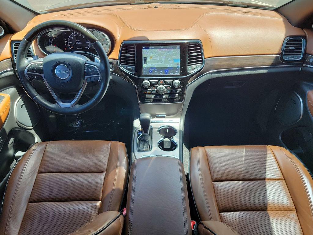 Used 2020 Jeep Grand Cherokee Overland AWD/4WD image 21