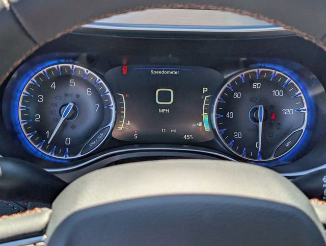 New 2026 Chrysler Pacifica Pinnacle image 18