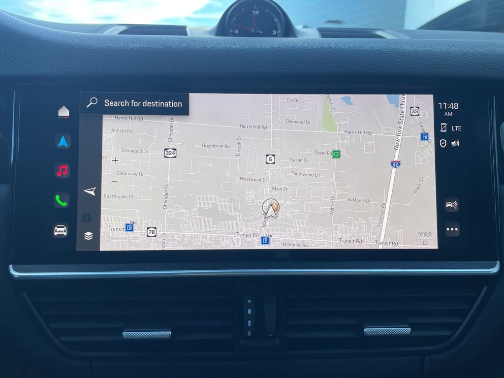 Certified 2023 Porsche Cayenne Platinum Edition image 28