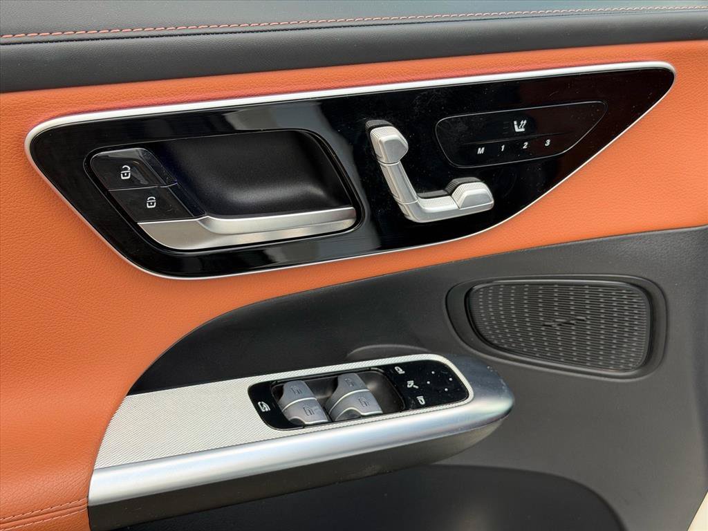 Certified 2023 Mercedes-Benz GLC 300 4MATIC image 16