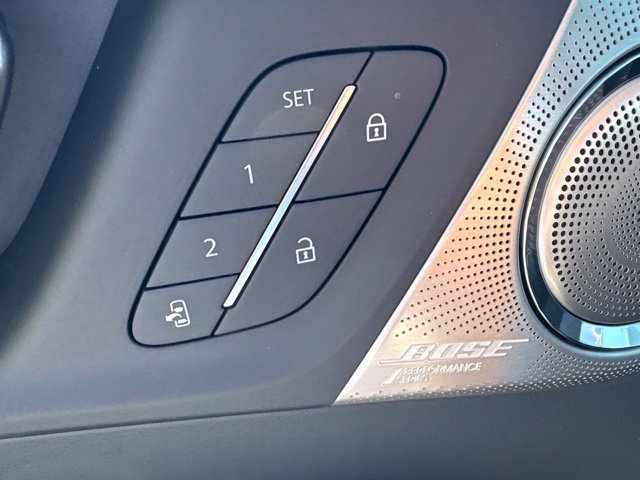 New 2027 Buick Enclave Avenir FWD image 7