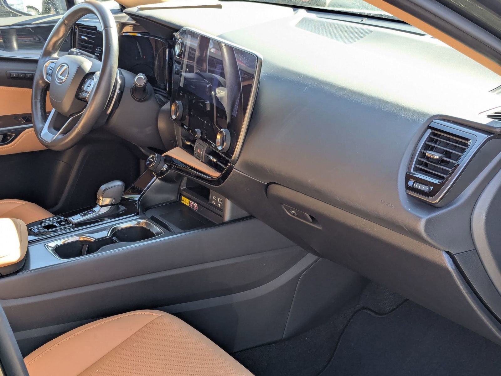 Used 2023 Lexus NX 350 AWD image 32