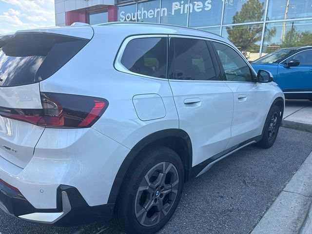 Used 2023 BMW X1 xDrive28i AWD/4WD image 2