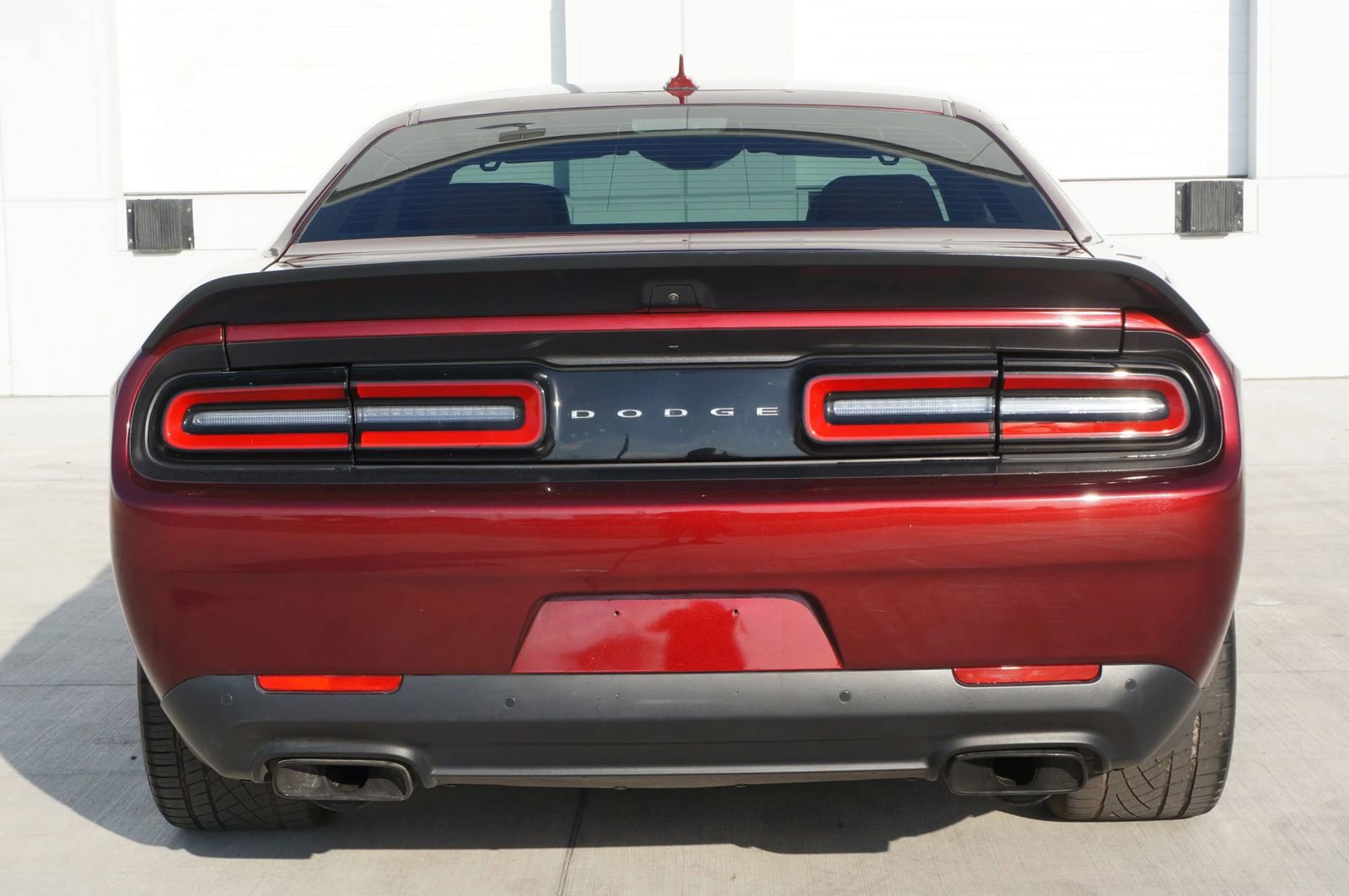 Used 2019 Dodge Challenger SRT Hellcat image 12