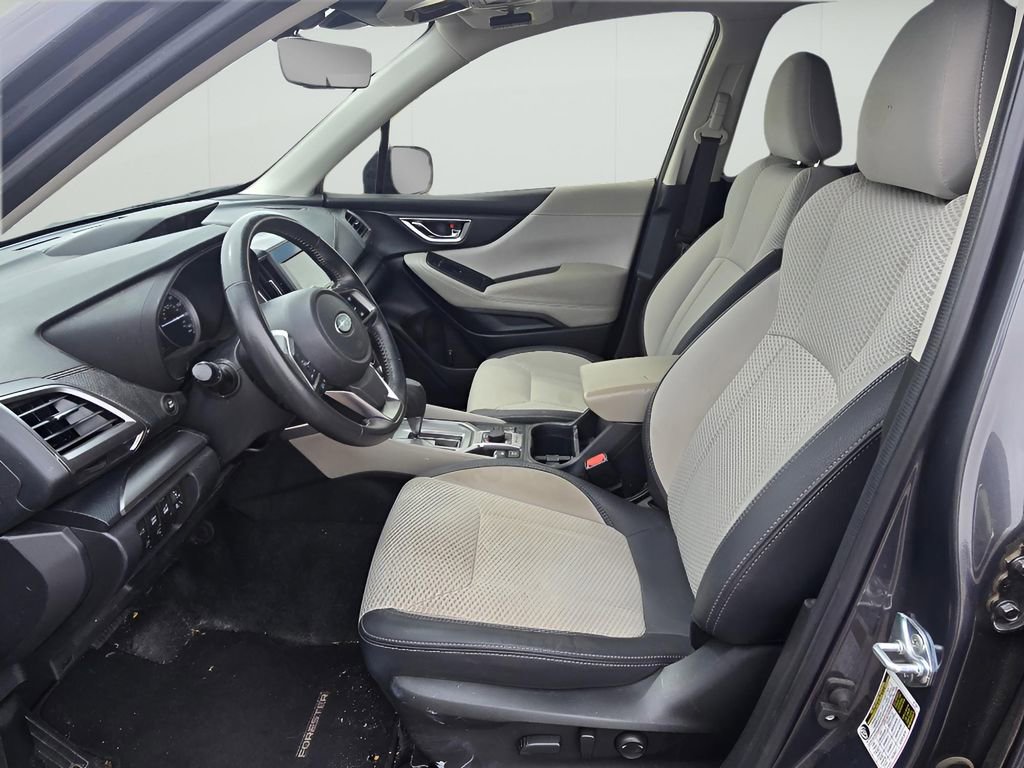 Used 2024 Subaru Forester Premium image 12