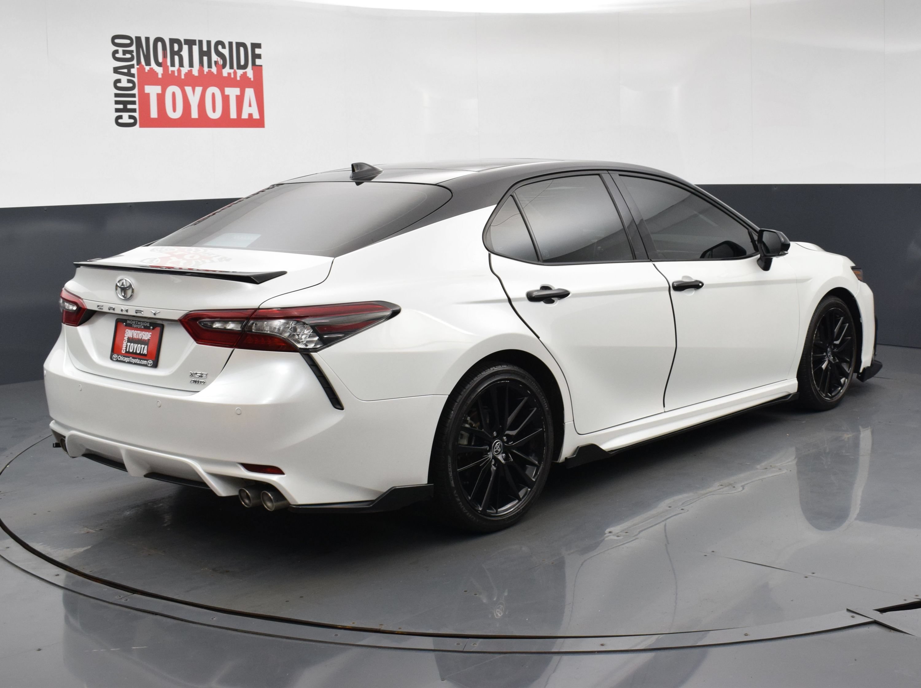 Used 2023 Toyota Camry XSE w/ Navigation Package AWD/4WD image 4