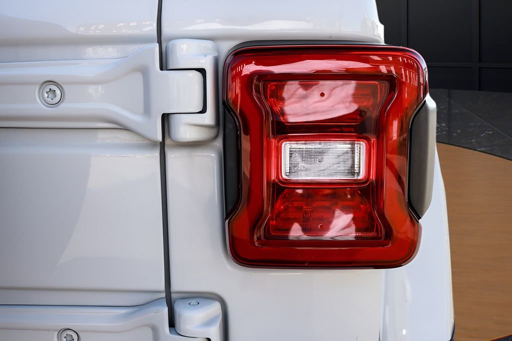 Used 2024 Jeep Wrangler Unlimited w/ Convenience Group image 28