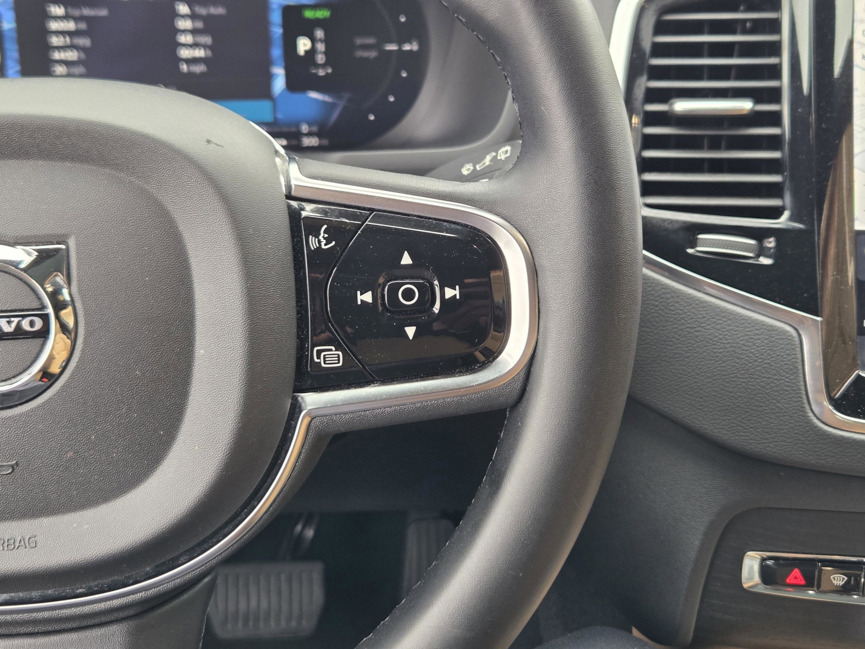 Used 2023 Volvo XC90 T8 Ultimate w/ Protection Package Premier image 27