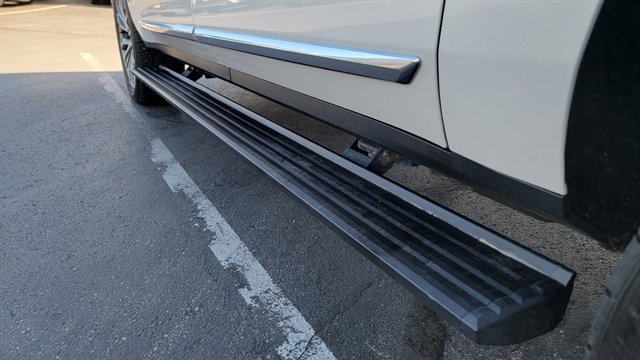 Used 2021 GMC Yukon XL Denali w/ Denali Premium Package image 69