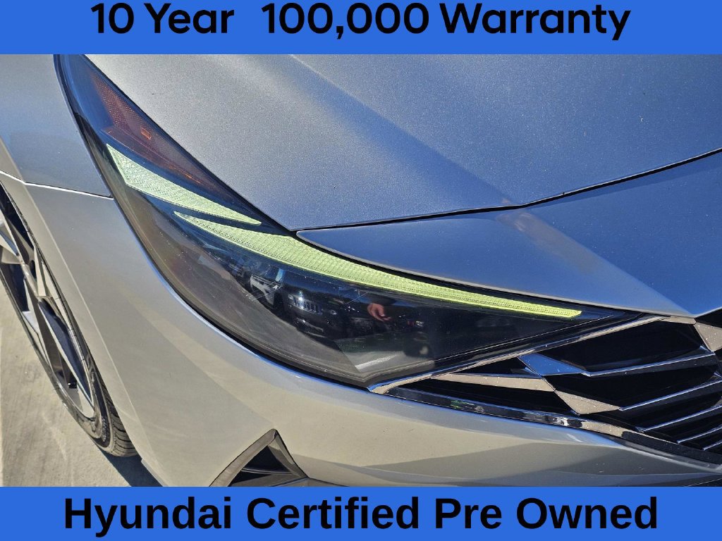 Certified 2022 Hyundai Elantra Limited w/ Cargo Package FWD image 5