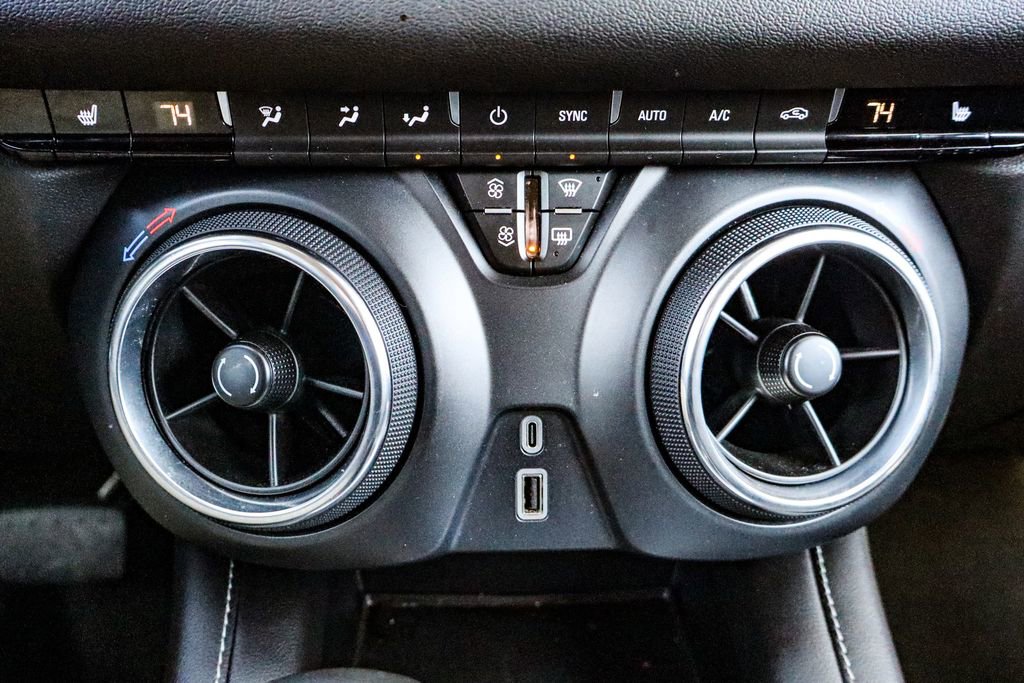 Used 2024 Chevrolet Blazer LT image 31