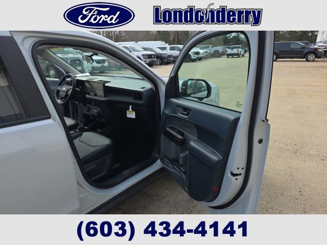 New 2026 Ford Maverick Lariat w/ Black Appearance Package image 37