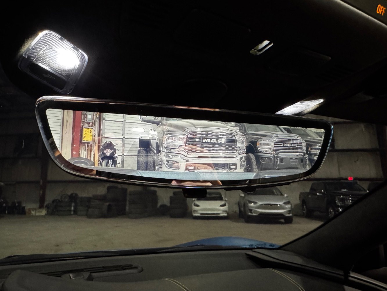 Used 2021 Chevrolet Corvette Stingray Premium Cpe w/ Z51 Performance Package image 30