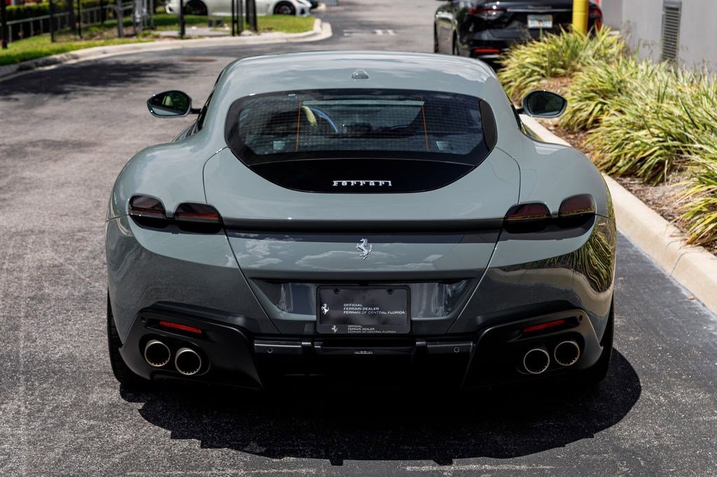 Used 2023 Ferrari Roma RWD image 4