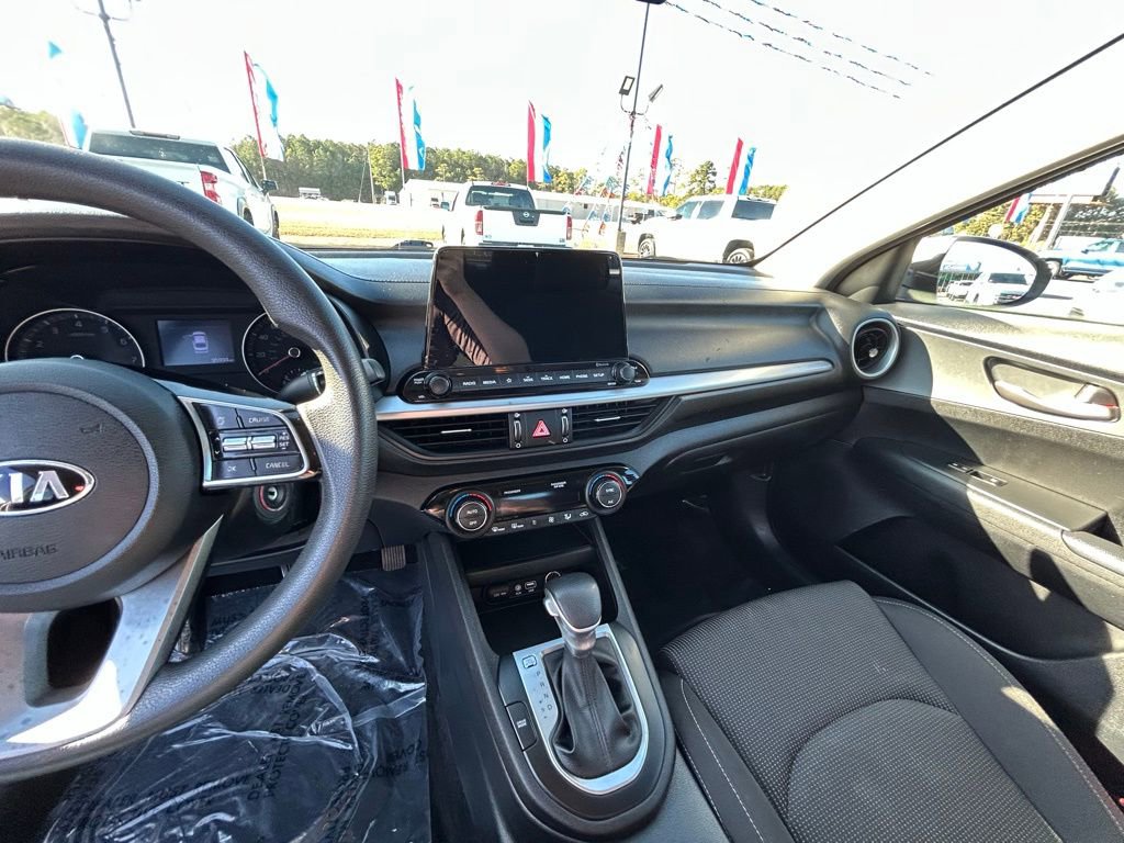 Used 2019 Kia Forte LXS image 30