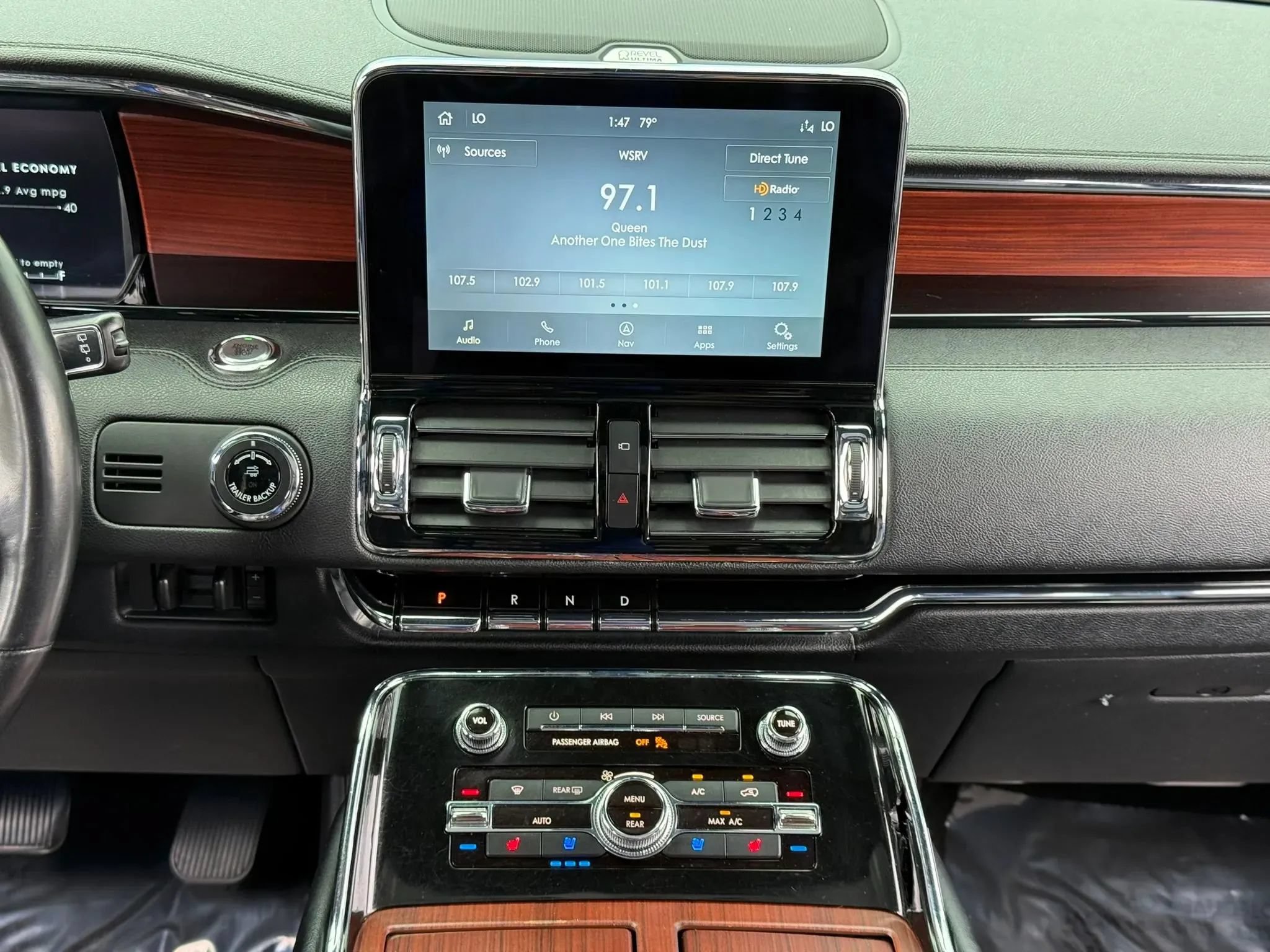 Used 2021 Lincoln Navigator L Reserve AWD/4WD image 19