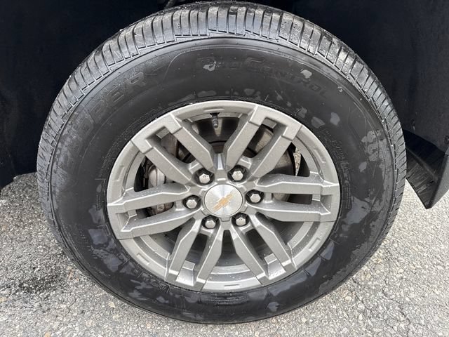 Used 2024 Chevrolet Colorado LT AWD/4WD image 9