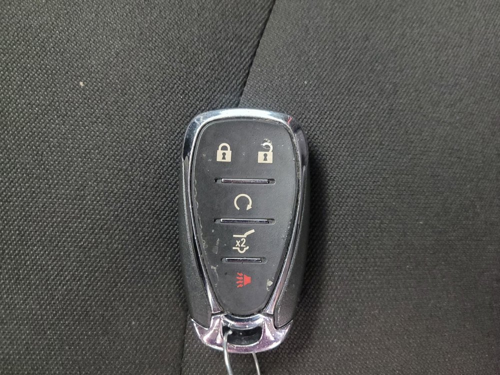 Used 2023 Chevrolet Equinox RS image 32