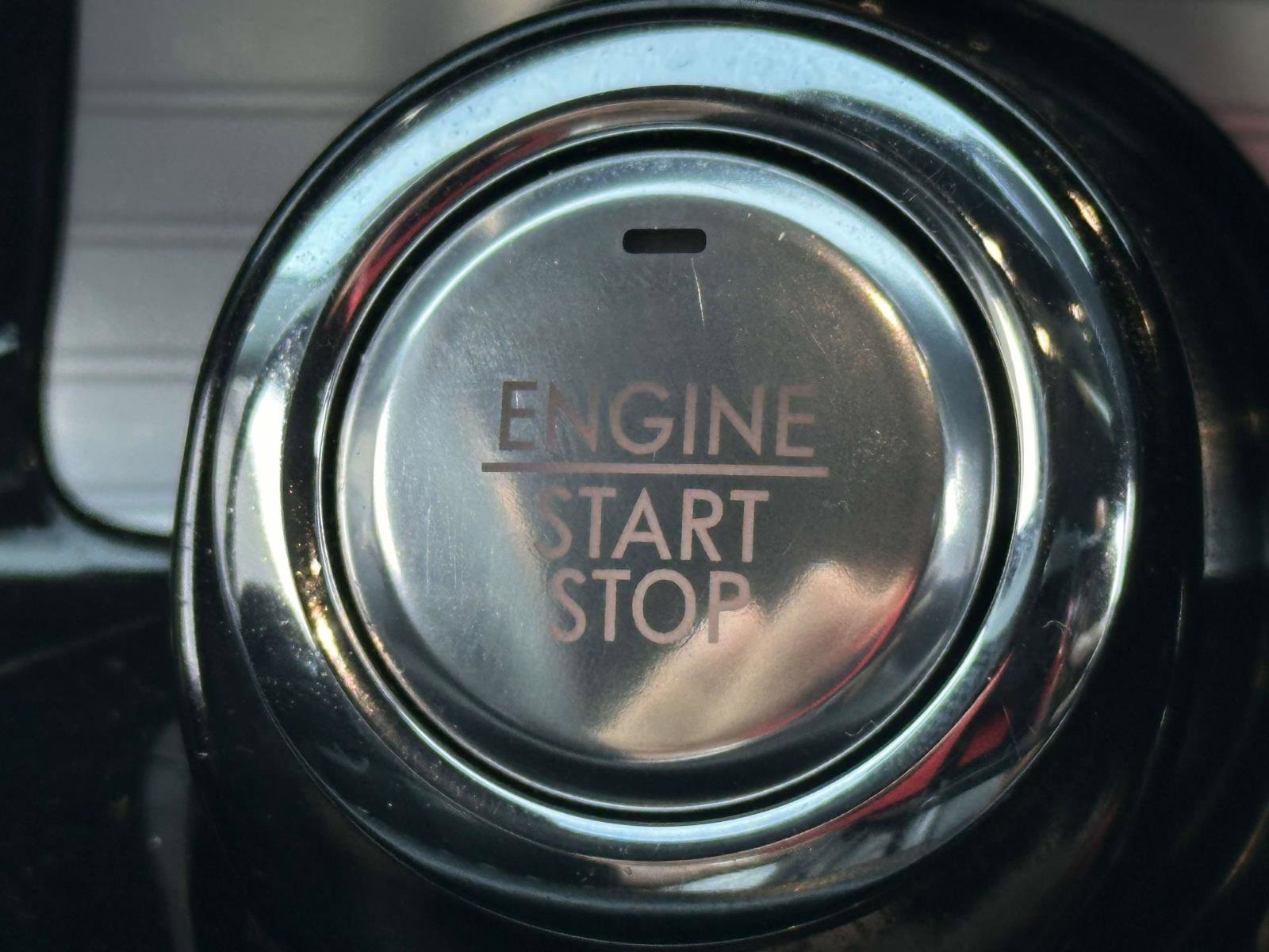 Used 2022 Lincoln Corsair AWD w/ Equipment Group 101A image 22