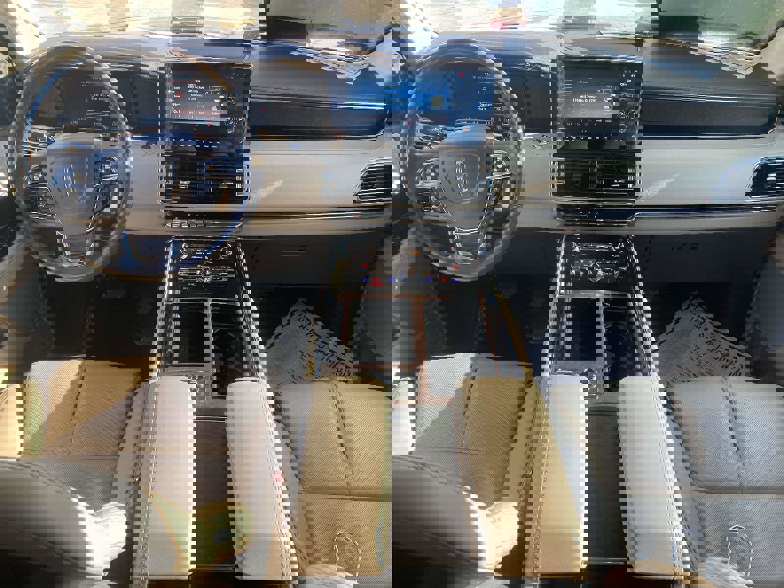 Certified 2022 Lincoln Navigator L Reserve image 19