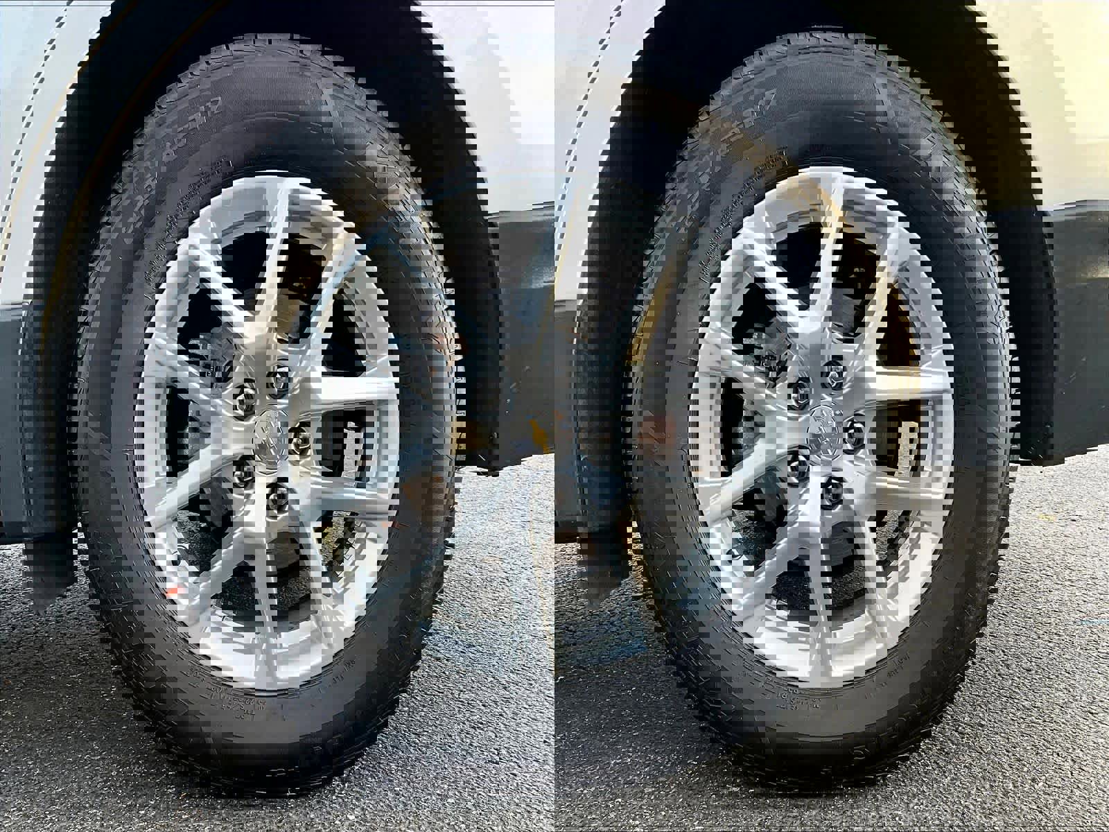 Used 2022 Chevrolet Equinox LT image 7