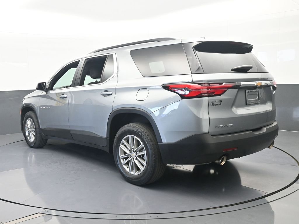 Used 2023 Chevrolet Traverse LT image 4