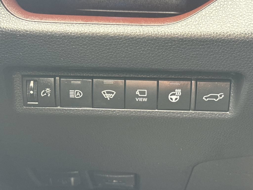 Used 2020 Toyota RAV4 Limited AWD/4WD image 36