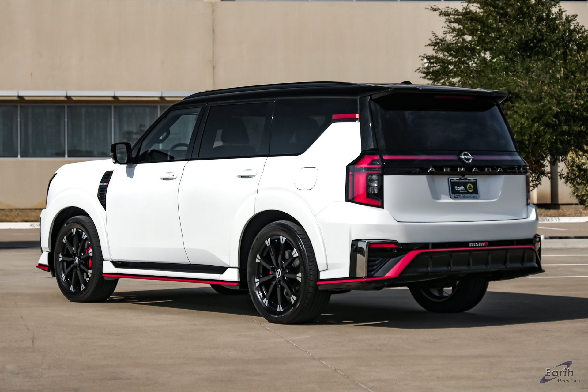 Used 2026 Nissan Armada NISMO AWD/4WD image 10
