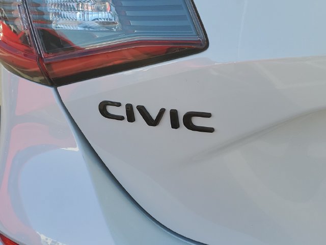 Certified 2025 Honda Civic Sport Touring image 7