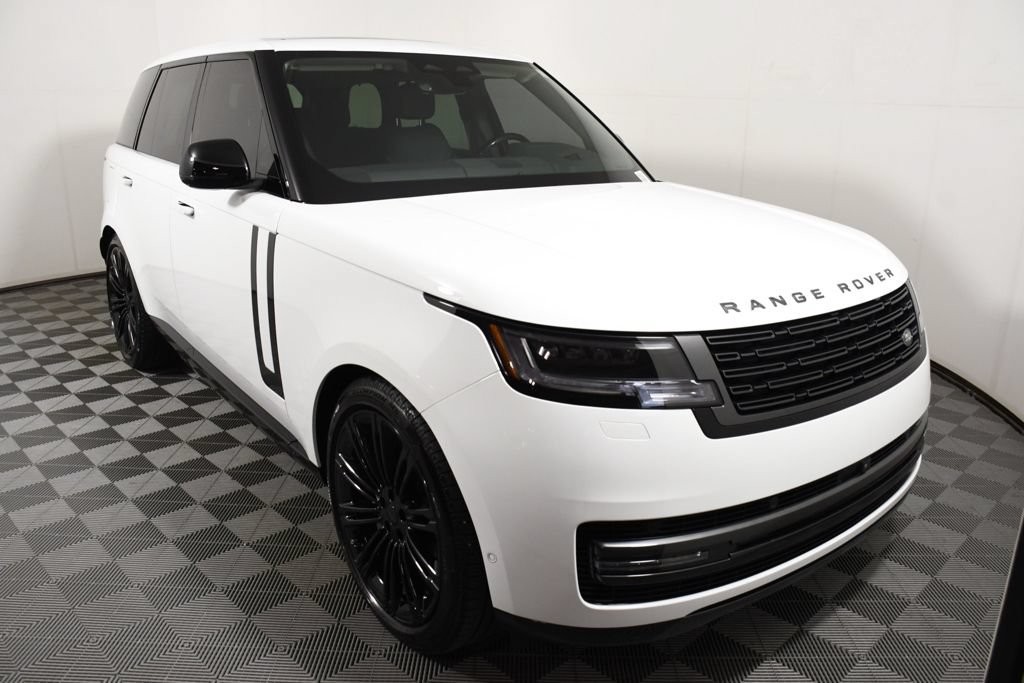 Used 2026 Land Rover Range Rover SE AWD/4WD image 9